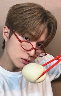 𝑇𝐻𝐸 2𝑁𝐷 𝑀𝐼𝑁𝐼 𝐴𝐿𝐵𝑈𝑀 : 𝐶𝐻𝐸𝑅𝑅𝑌 𝑃𝐼𝐸 mu 視訊通話活動 簽售卡 眼鏡餃子ver.