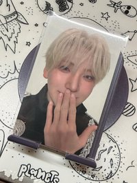 BTW捂嘴偷笑
