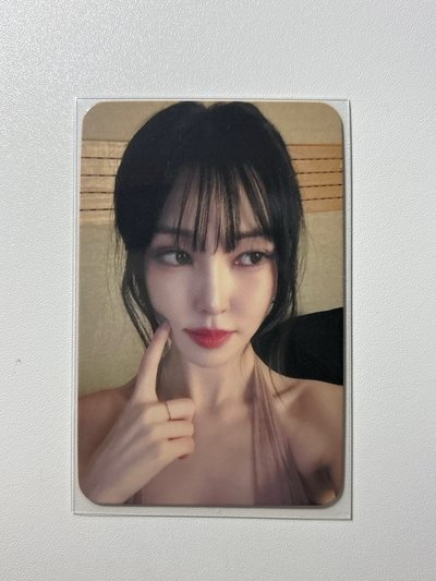 Yuju In Bloom dmm線下簽售卡