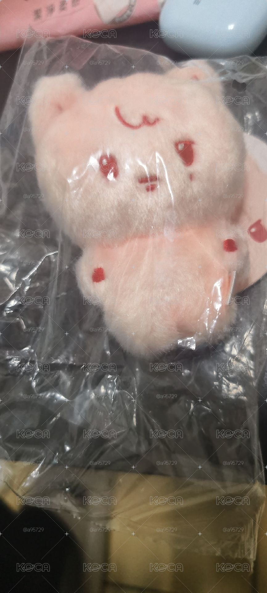 榮 異色娃