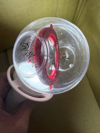  Stray Kids一代手燈(有使用痕跡詳圖