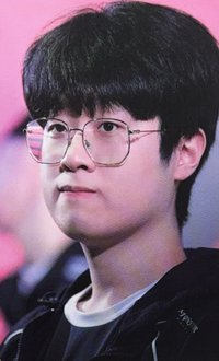 26HLE 會員 八月 周邊卡 moment