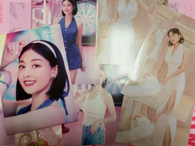 （現貨整圖出 一日左右寄出）twice 初代 lovelys jively 志效 娃娃 吊飾 雨衣 扭蛋 大卡