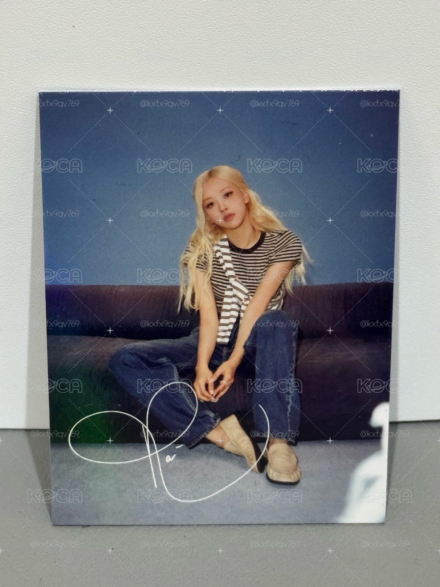 ROSÉ｜Levi‘s 隱藏卡