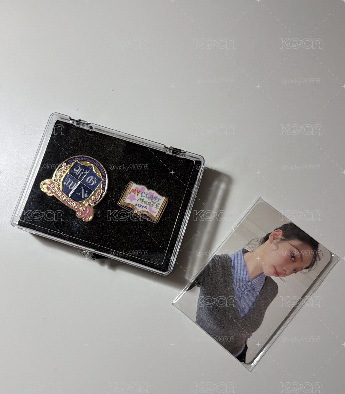 FM入場禮書本徽章含卡一套