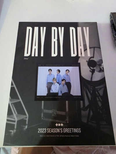 TXT 2023年曆