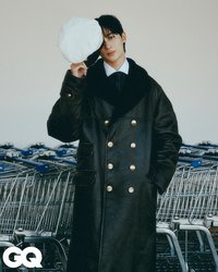 GQ X Prada 2024/9 內頁 12P