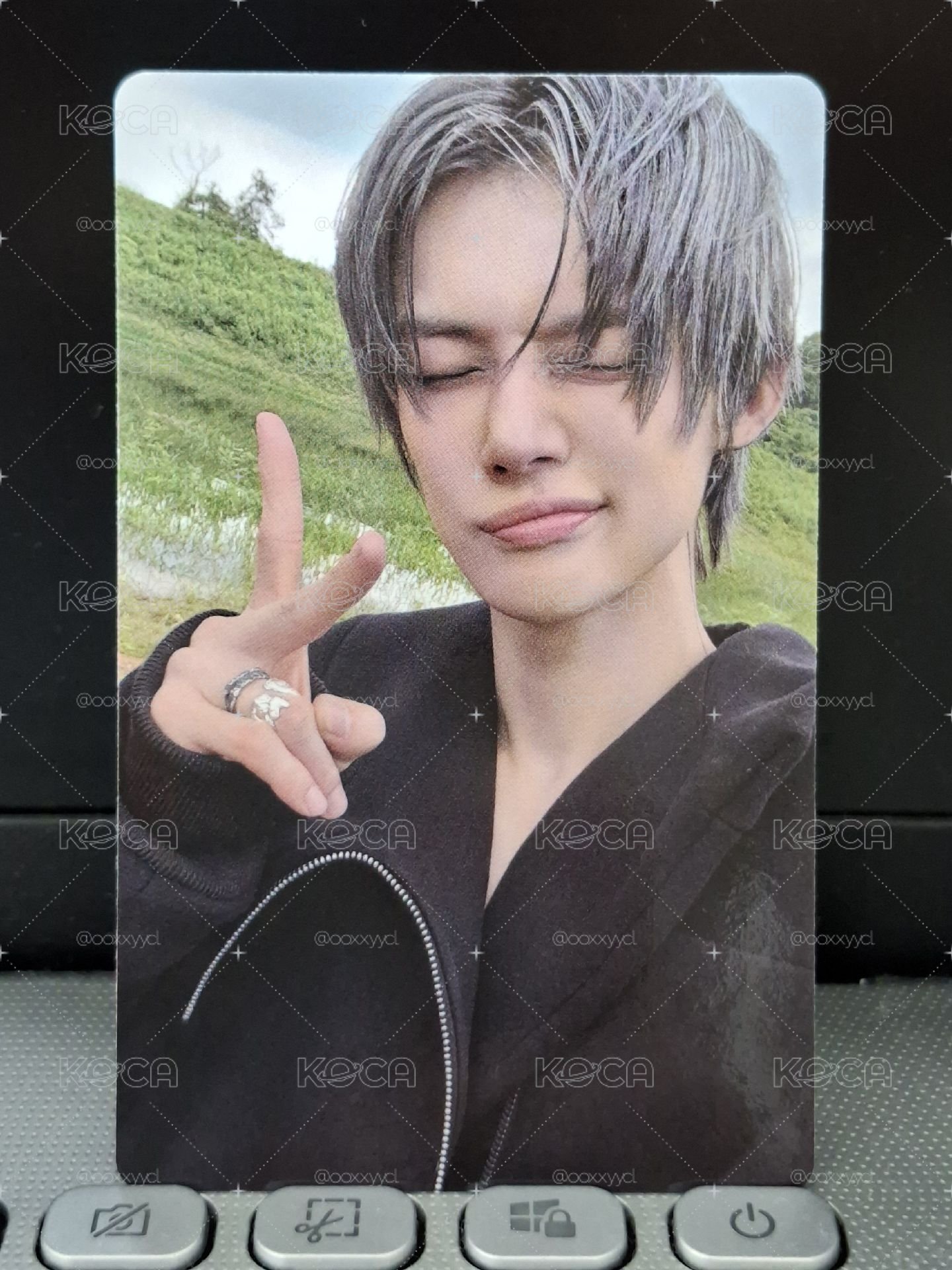 NO LABELS kkt 特典卡