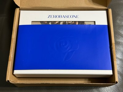 ZB1 一期會員禮 只有拿出會員卡