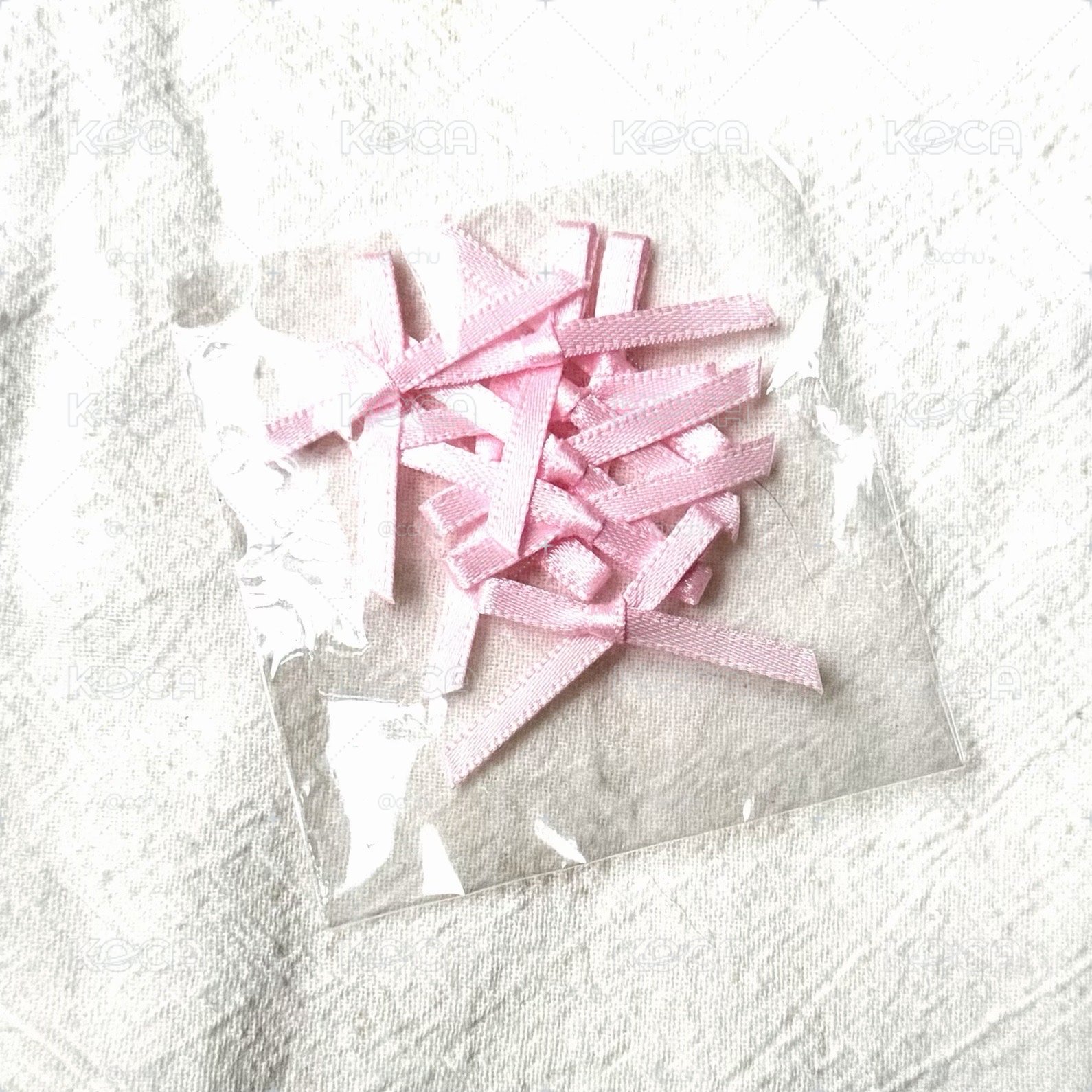 一些應援板、手燈裝飾物