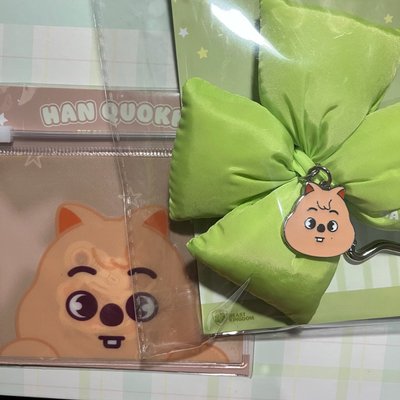 skzoo台北快閃店 燈箱磁鐵 / 貼紙包 / 蝴蝶結