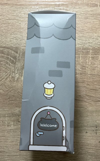 口水巾榮娃
