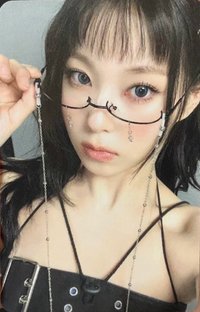 STICK OUT am 線下 2.0 簽售卡 臉鏈
