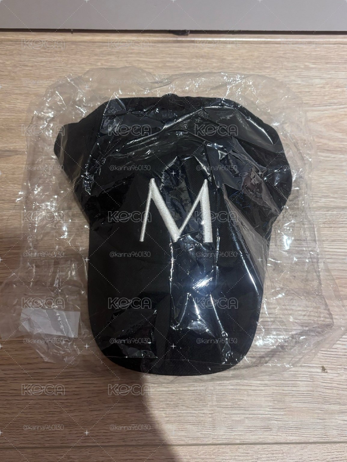 Meovv黑帽