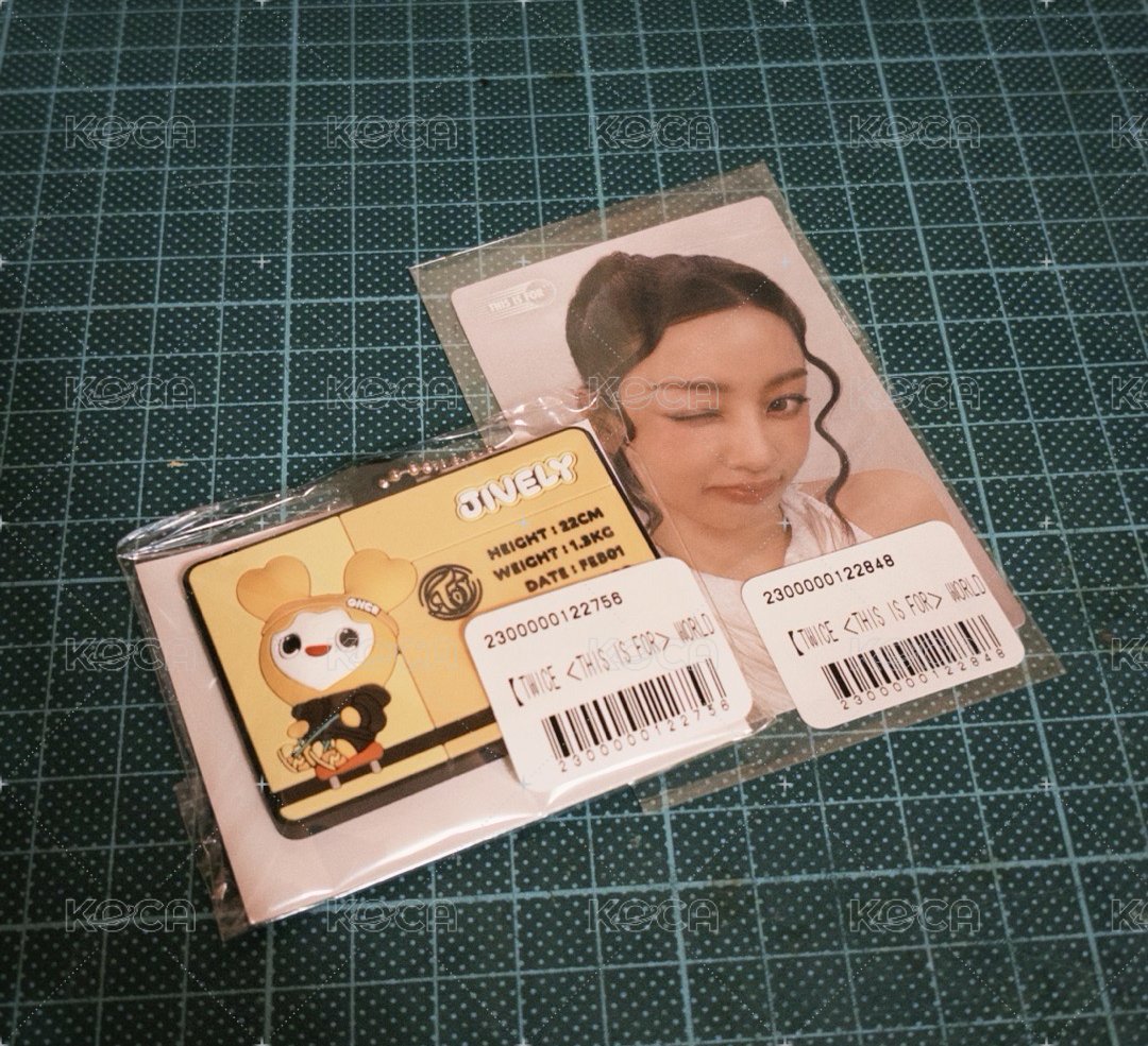 吊飾+卡貼/JIHYO 組
