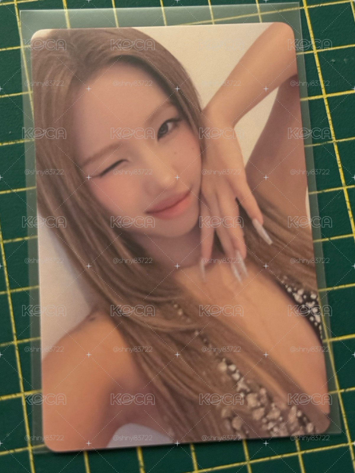 We are yzy 抽抽樂 特典卡 小娟1卡