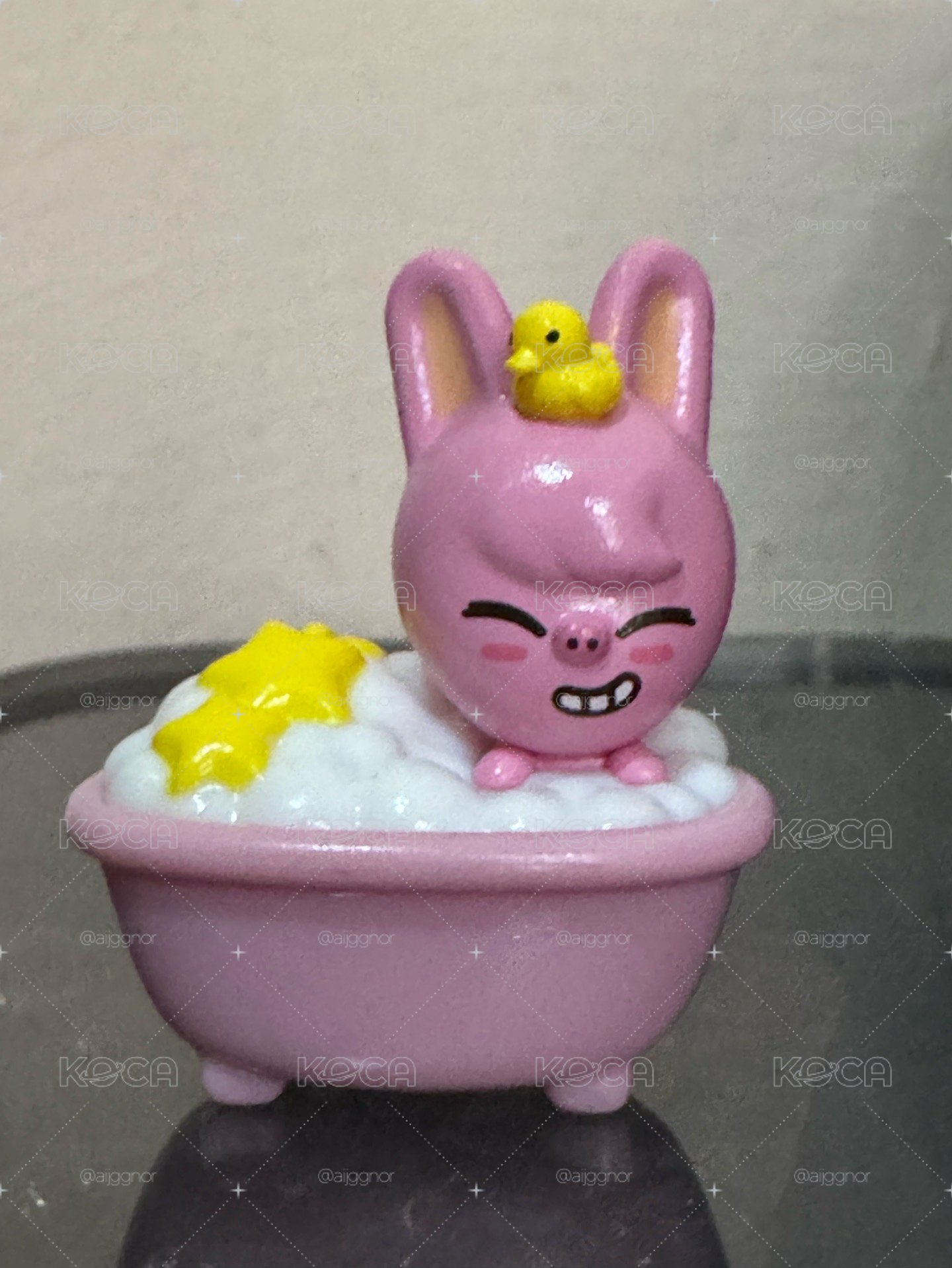 彬寅泡澡球公仔