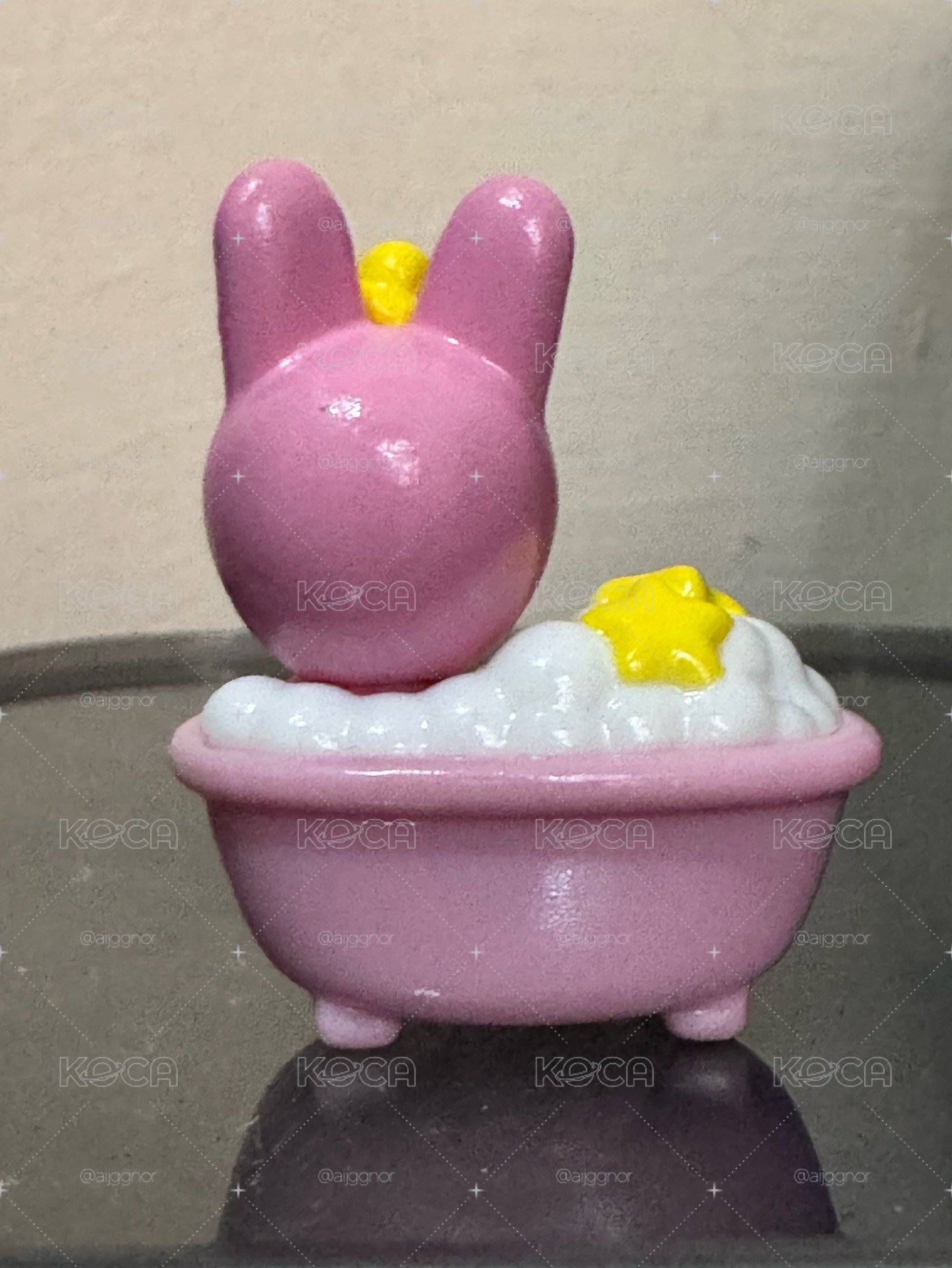 彬寅泡澡球公仔