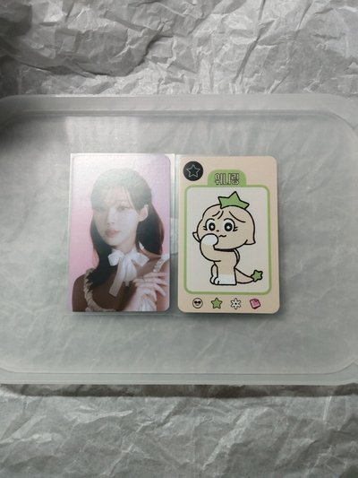 aespa 特點 卡包官拍/自拍 小卡