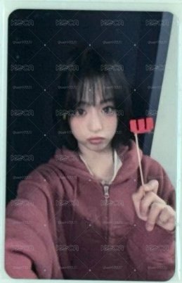 AHYEON字母卡W