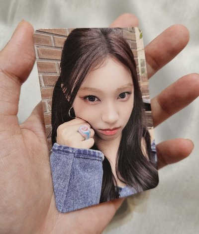 Our Birthday PHOTOBOOK VER. 專輯 WELCOME VER.，Kilala 專卡，近全新 無瑕