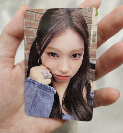 Our Birthday PHOTOBOOK VER. 專輯 WELCOME VER.，Kilala 專卡，近全新 無瑕