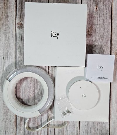 ltzy ㄧ代手燈