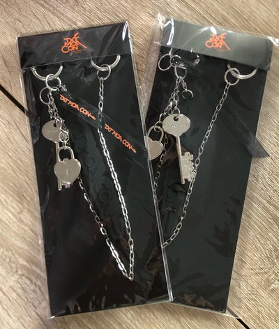 （現貨）💫日區MOA CON 王扇/項鍊/卡套/毛巾/托特包💫