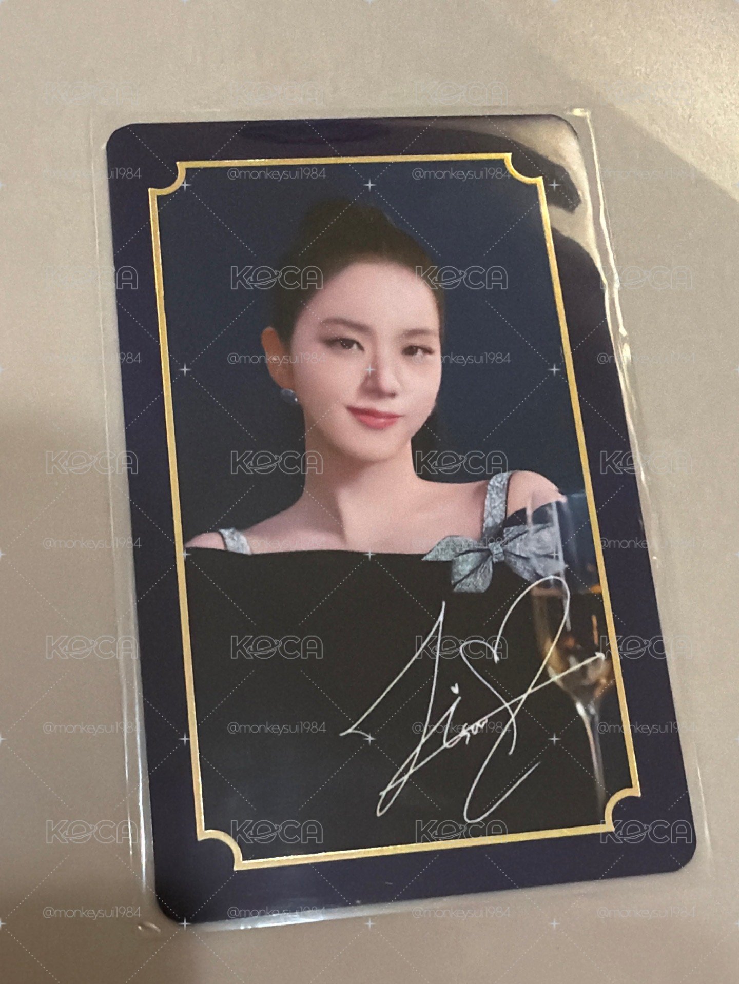 BPTG Jisoo 全球5%抽選卡