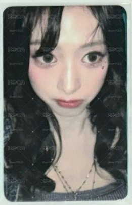 BABYMONSTER 小卡