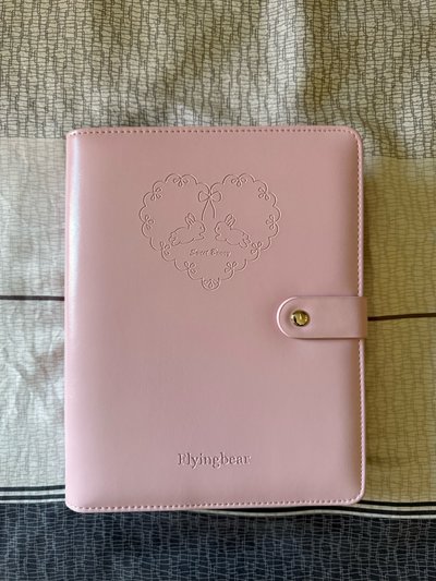 近全新飛雄卡冊粉色
