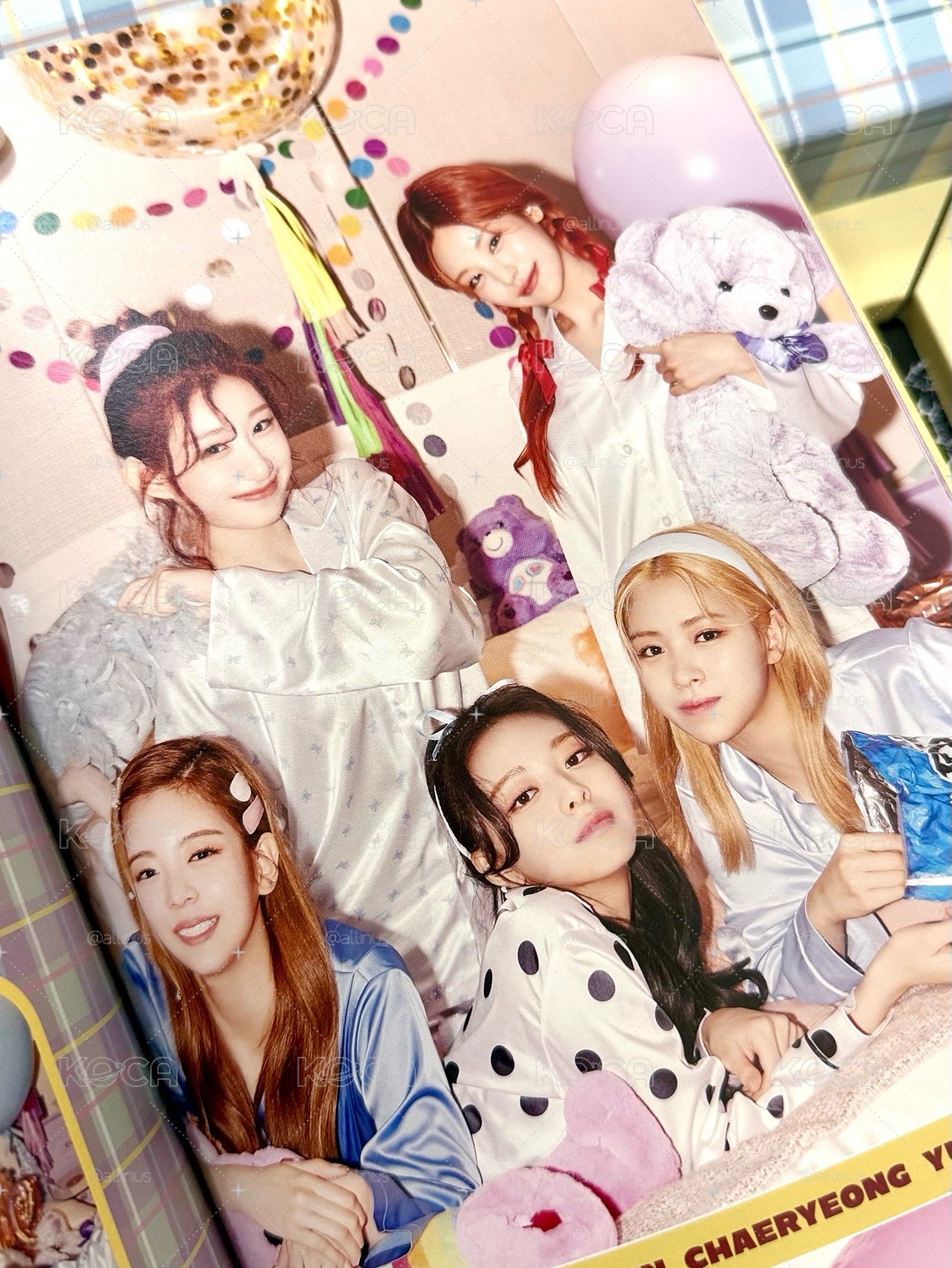 ITZY 2022 BFF 年曆組（無明信片）