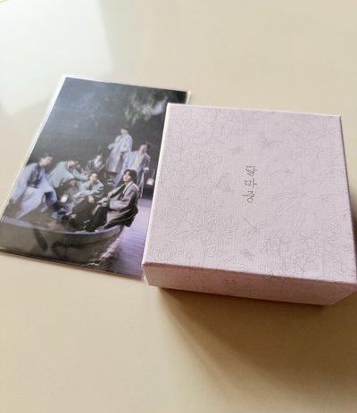 💣BTS 2022 中秋 달마중 珍珠蝴蝶 耳環 含大卡🦋