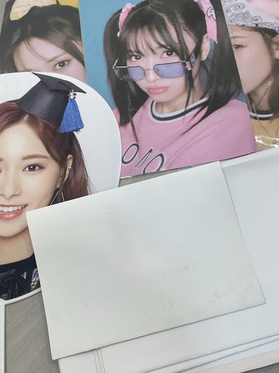 現貨親簽