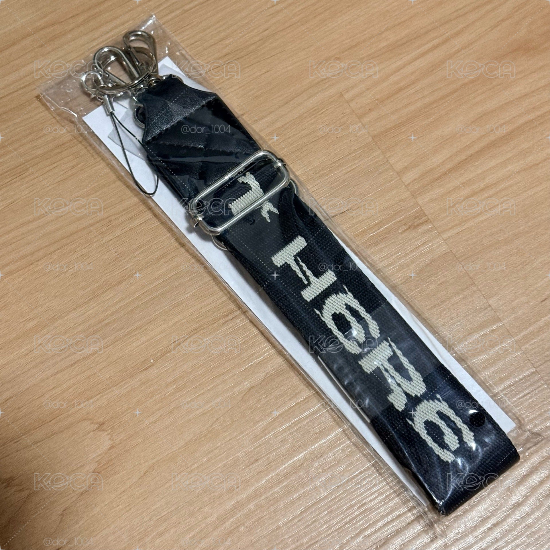 Right Here 背帶