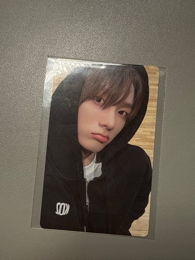 19.99 wvs簽售卡 朴成淏 