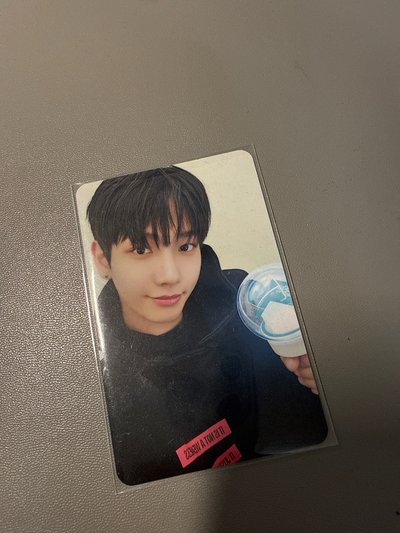 BOYNEXTDOOR 明宰鉉手燈卡