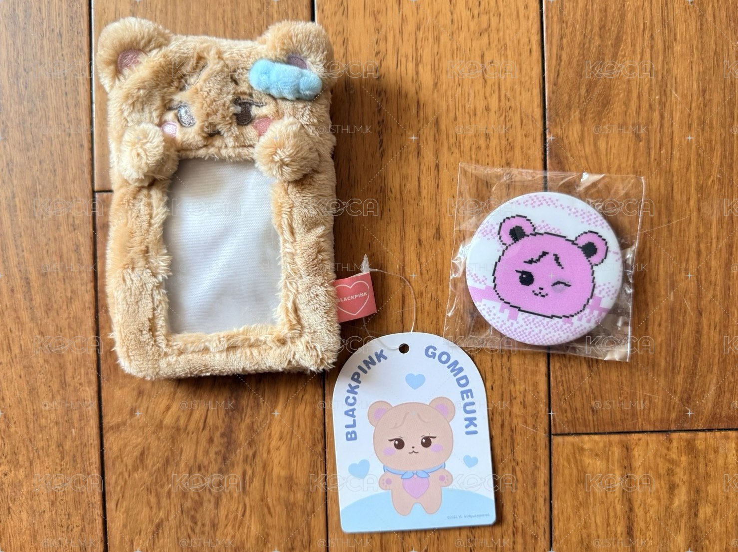 💙代友售 二巡JENNIE絨毛卡套＋塔麻可吉徽章