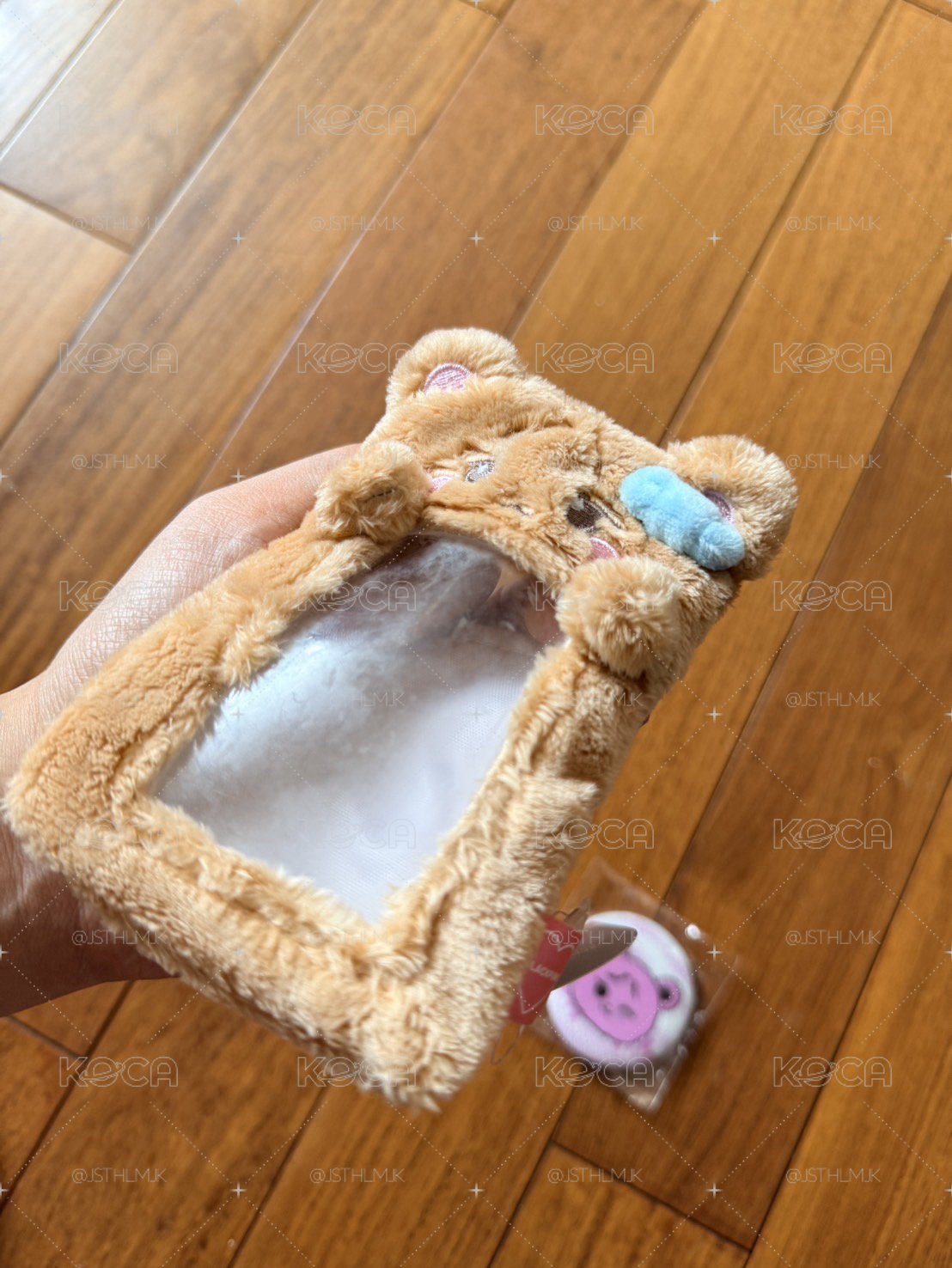 💙代友售 二巡JENNIE絨毛卡套＋塔麻可吉徽章