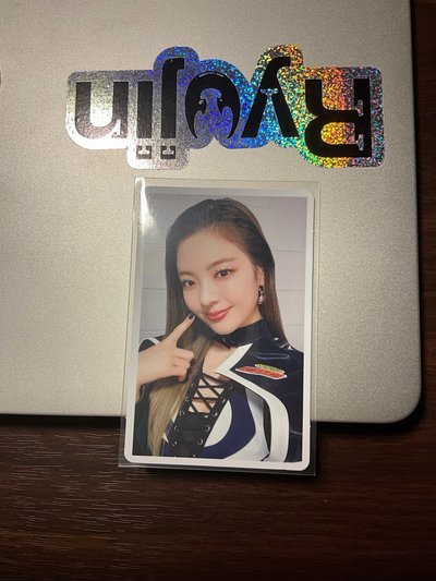 Lia 日專專卡
