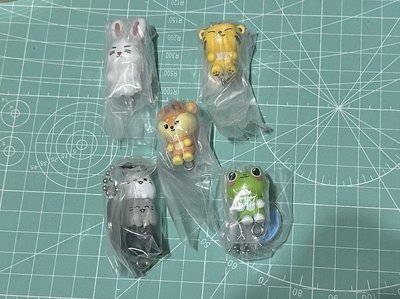 miniteen 萬代扭蛋 喆秀俊榮八