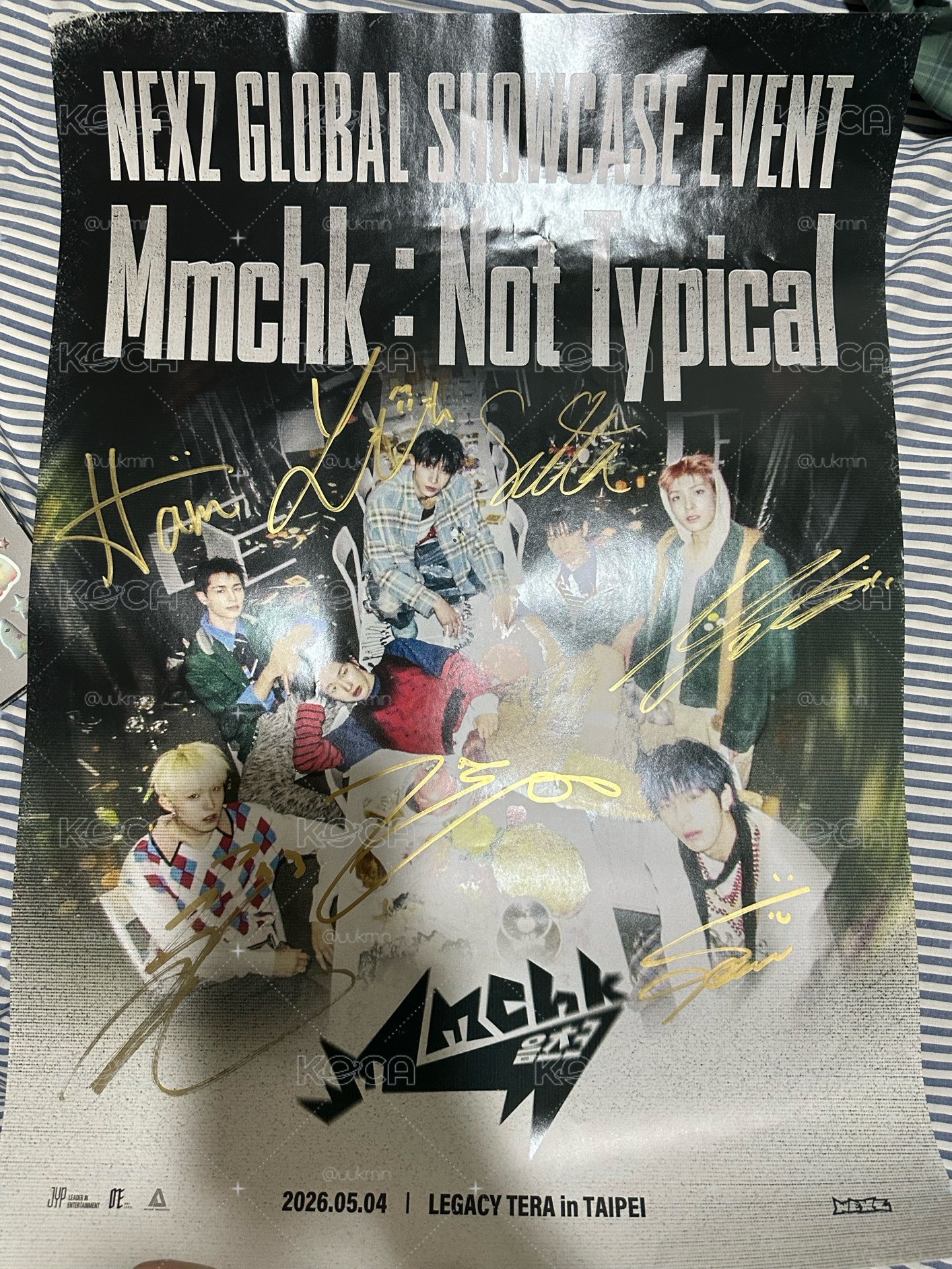 NEXZ 台北sc 親簽海報