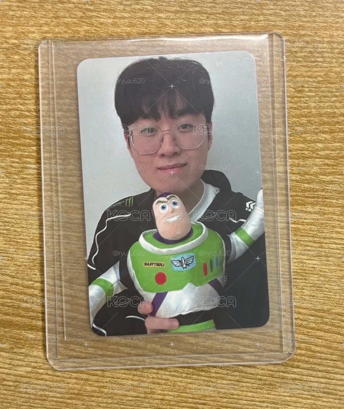 巴斯小宙飛向宇宙 kespa x Disney小卡