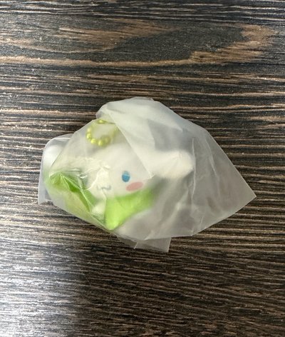 大耳狗辛運草吊飾