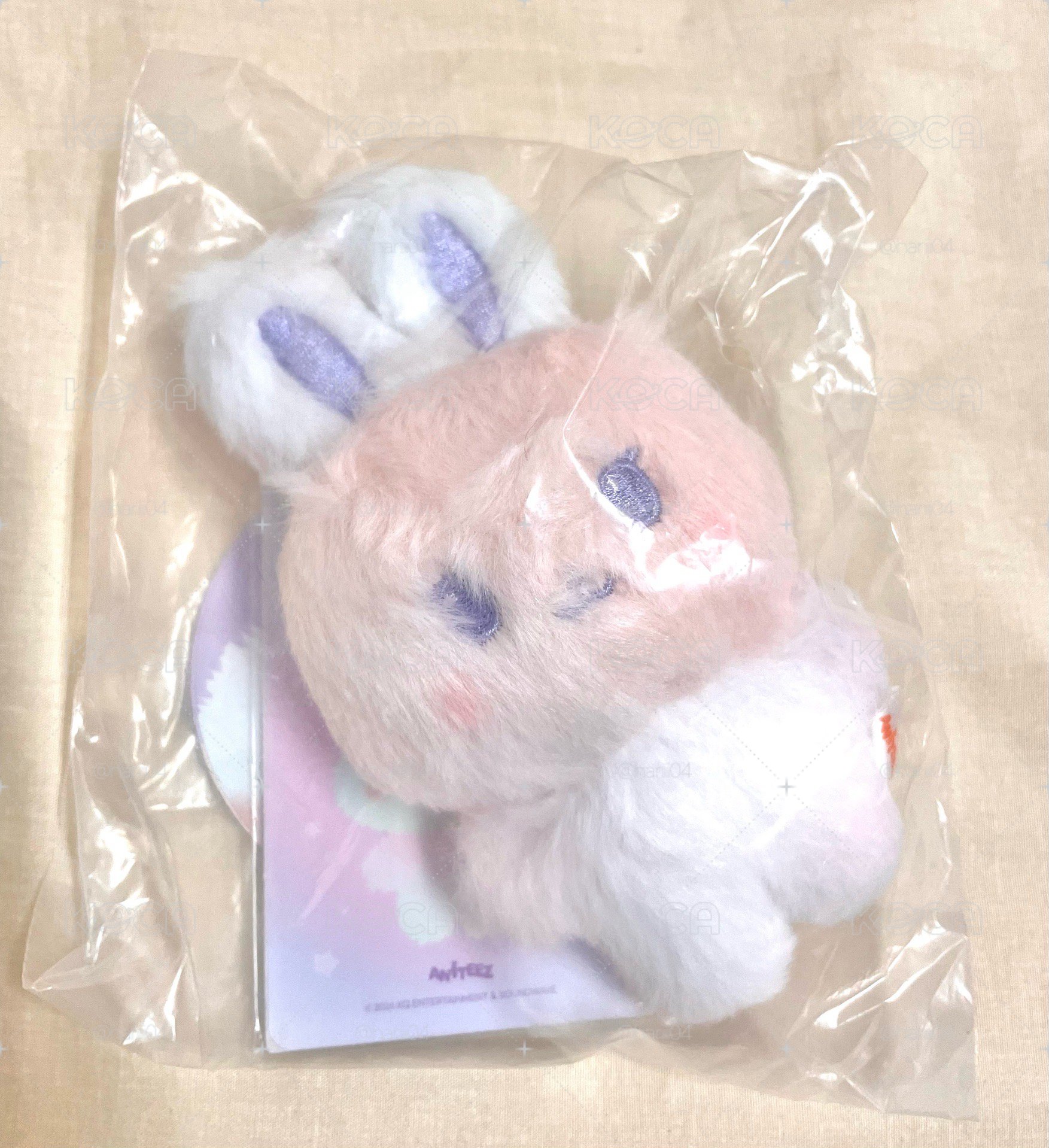 ATEEZ咚星混色娃🍑+嗚湧徽章