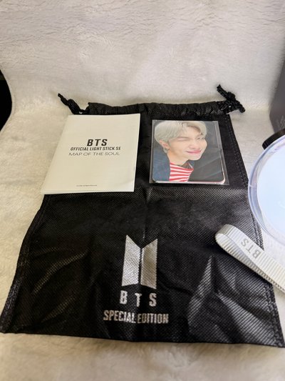 【官方正品】BTS 阿米棒 SE 特別版手燈（盒裝完整/功能正常/含完整7人小卡）💜