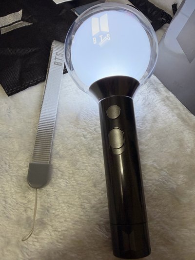 【官方正品】BTS 阿米棒 SE 特別版手燈（盒裝完整/功能正常/含完整7人小卡）💜