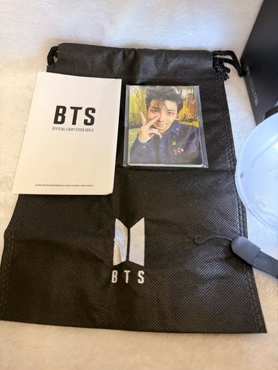 【官方正品】BTS 防彈少年團三代手燈 阿米棒 ARMY BOMB Ver.3（7人小卡全齊/保存良好）💜