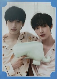 一專 專輯卡 26睡衣