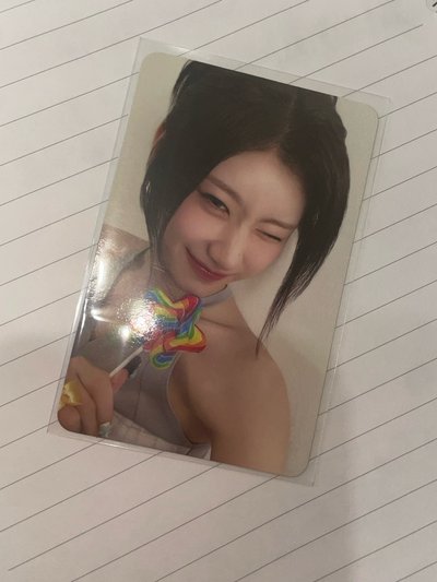 itzy motto 彩虹糖領
